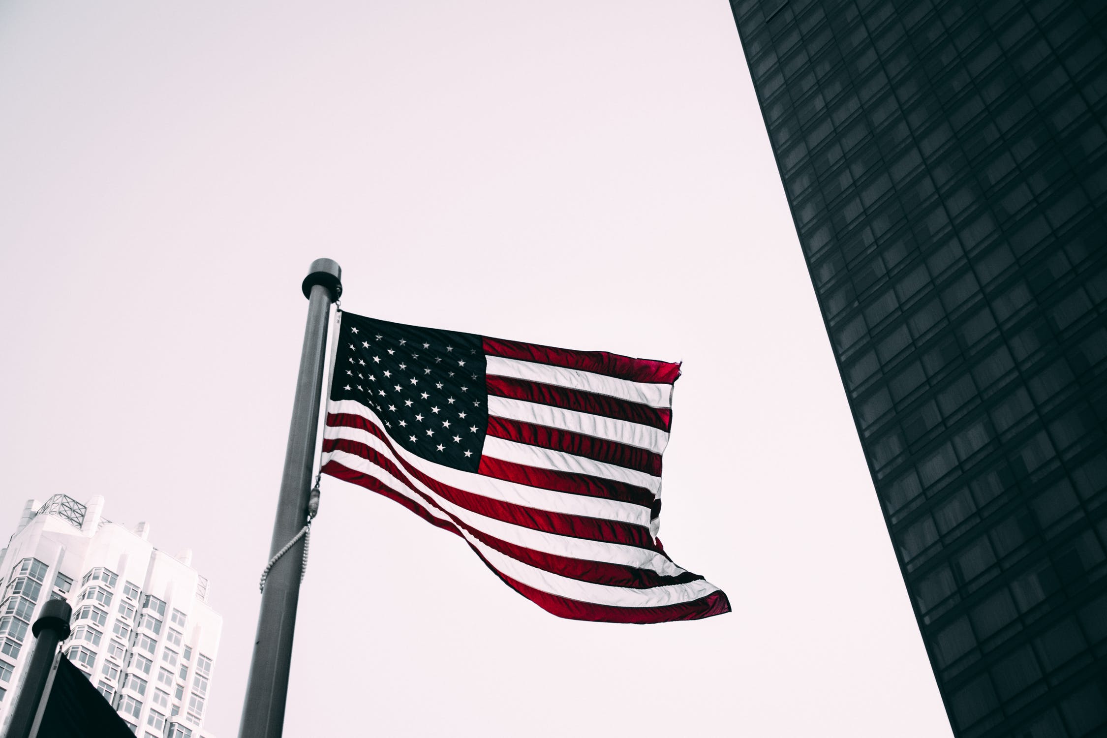 USflag_pexels-photo-2174720